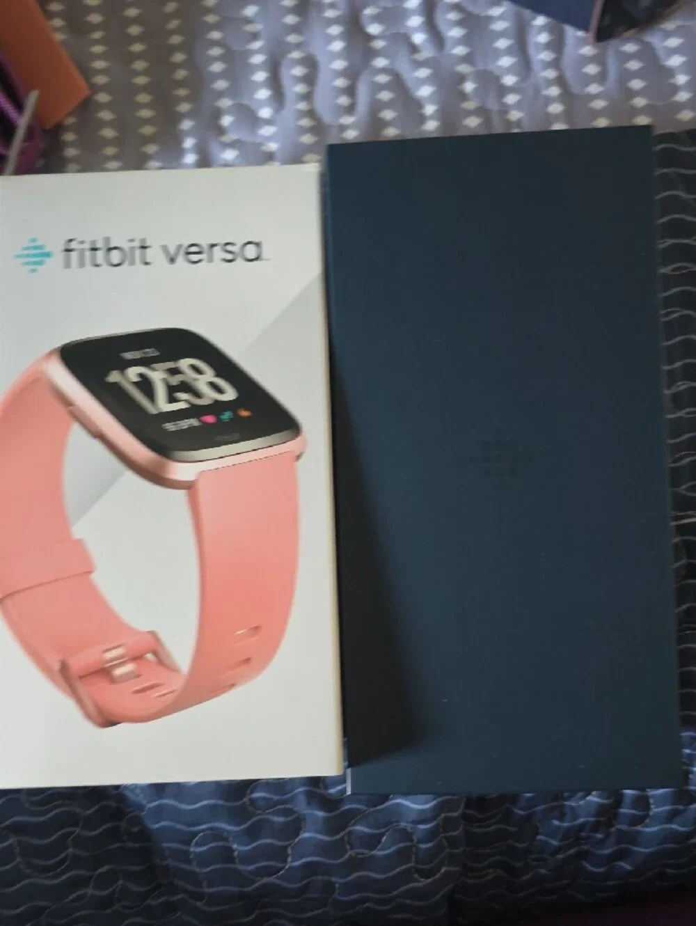 fitbit Versa Rose Gold Case with Peach Pink Band and Black Bonus Band